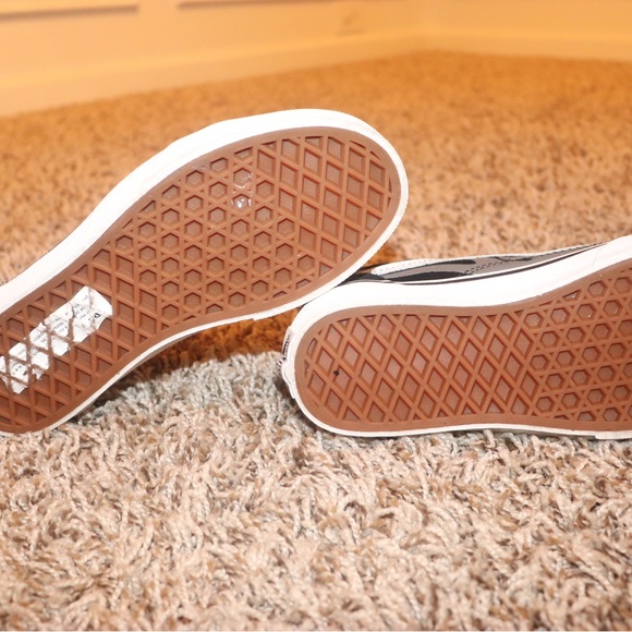 Black, white, & gray Vans - Picture 6 of 8